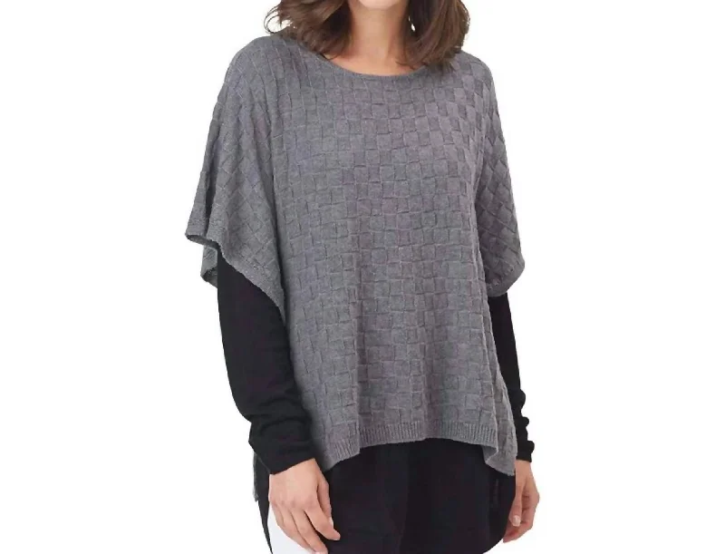 Parker Poncho In Gray