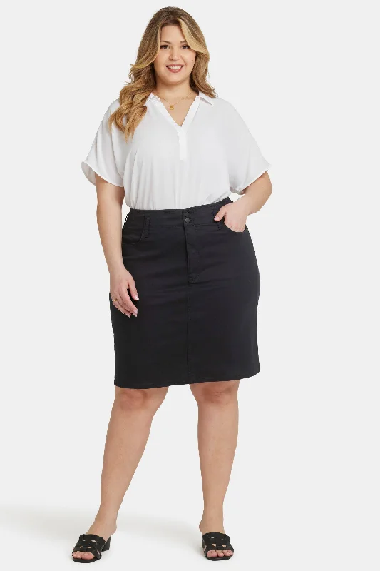 High Waist Skirt In Plus Size - Black