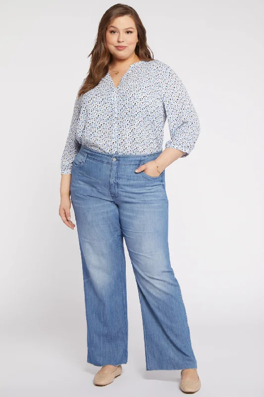 Teresa Wide Leg Jeans In Plus Size - Everly