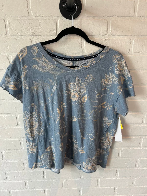 Top Short Sleeve By Pilcro In Blue & Tan, Size: L