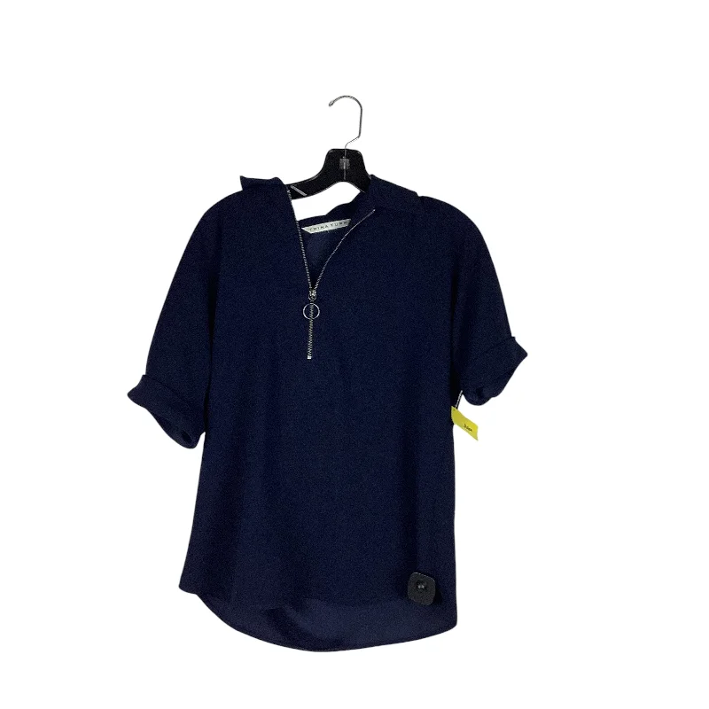 Top Short Sleeve By Trina By Trina Turk In Navy, Size: L