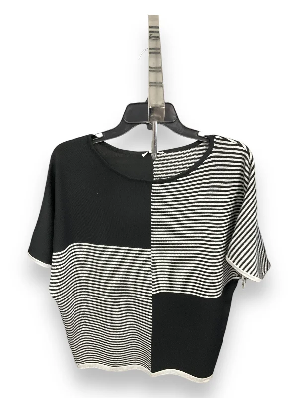 Top Short Sleeve By Vila Milano In Black & Grey, Size: M